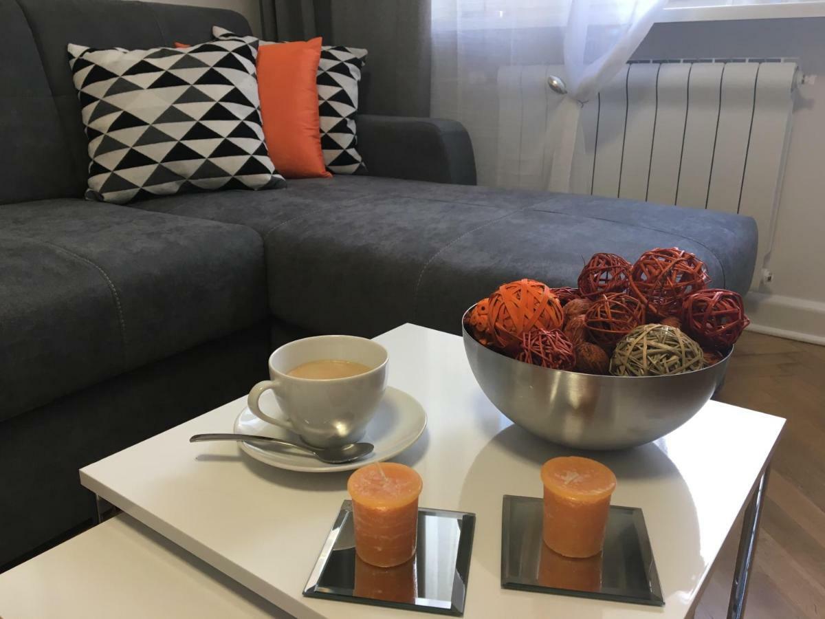 Apartament Emilia Appartamento Varsavia Esterno foto